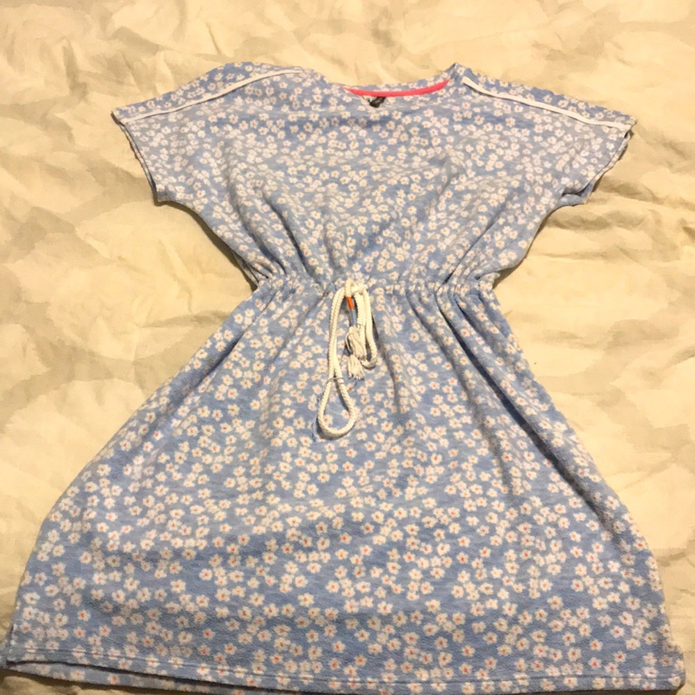 A fuzzy night gown